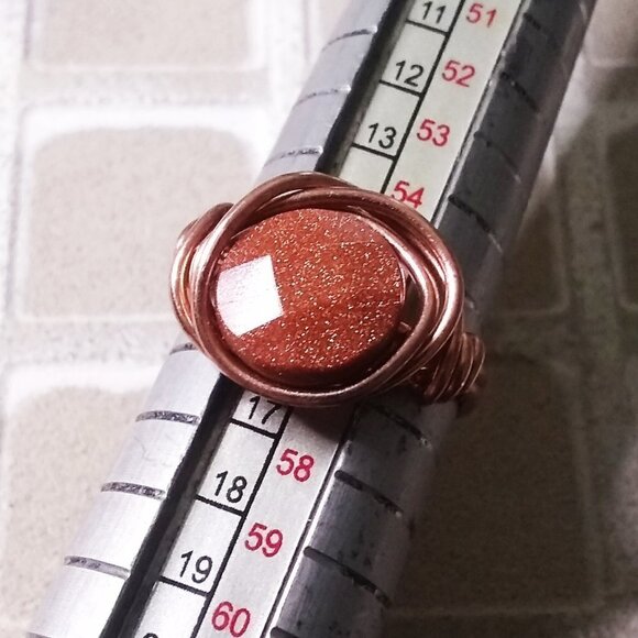 Faceted Goldstone & Copper Wire Ring - Handmade & Unique! Size 7.5 - Picture 5 of 6